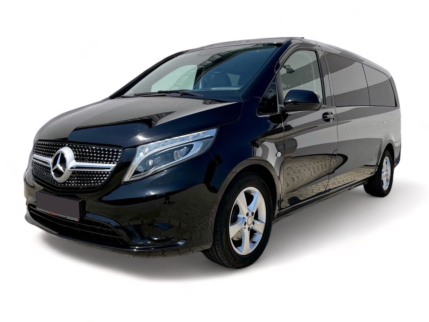 9 személyes kisbusz bérlés